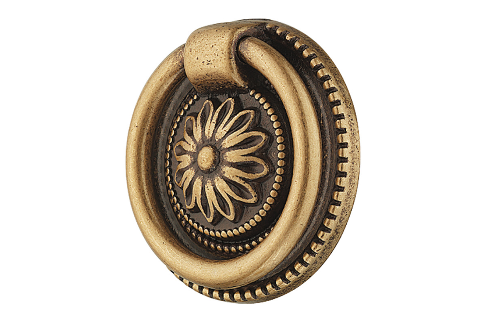 Furniture handle, Traditional