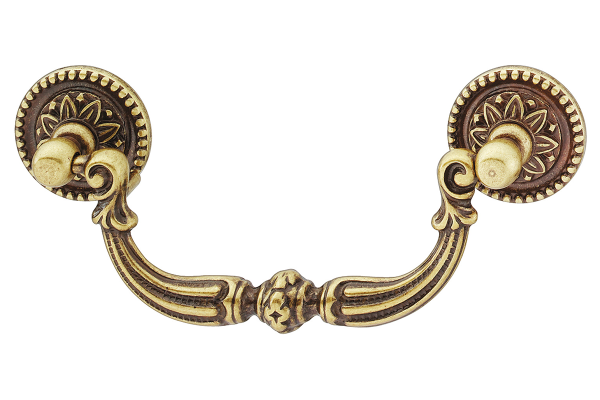 🛋️ مقبض أثاث – مقبض متدلٍ (طراز كلاسيكي)